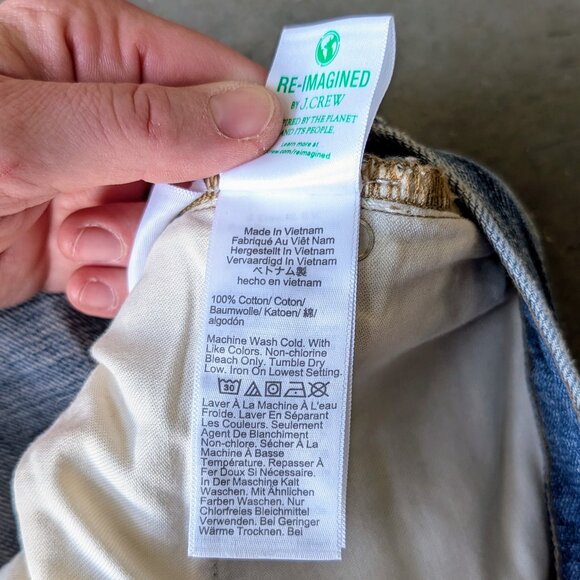 J. Crew Mid-Rise Slouchy Jean in 1984 Rigid Cecilia Wash size 30 - Picture 7 of 8